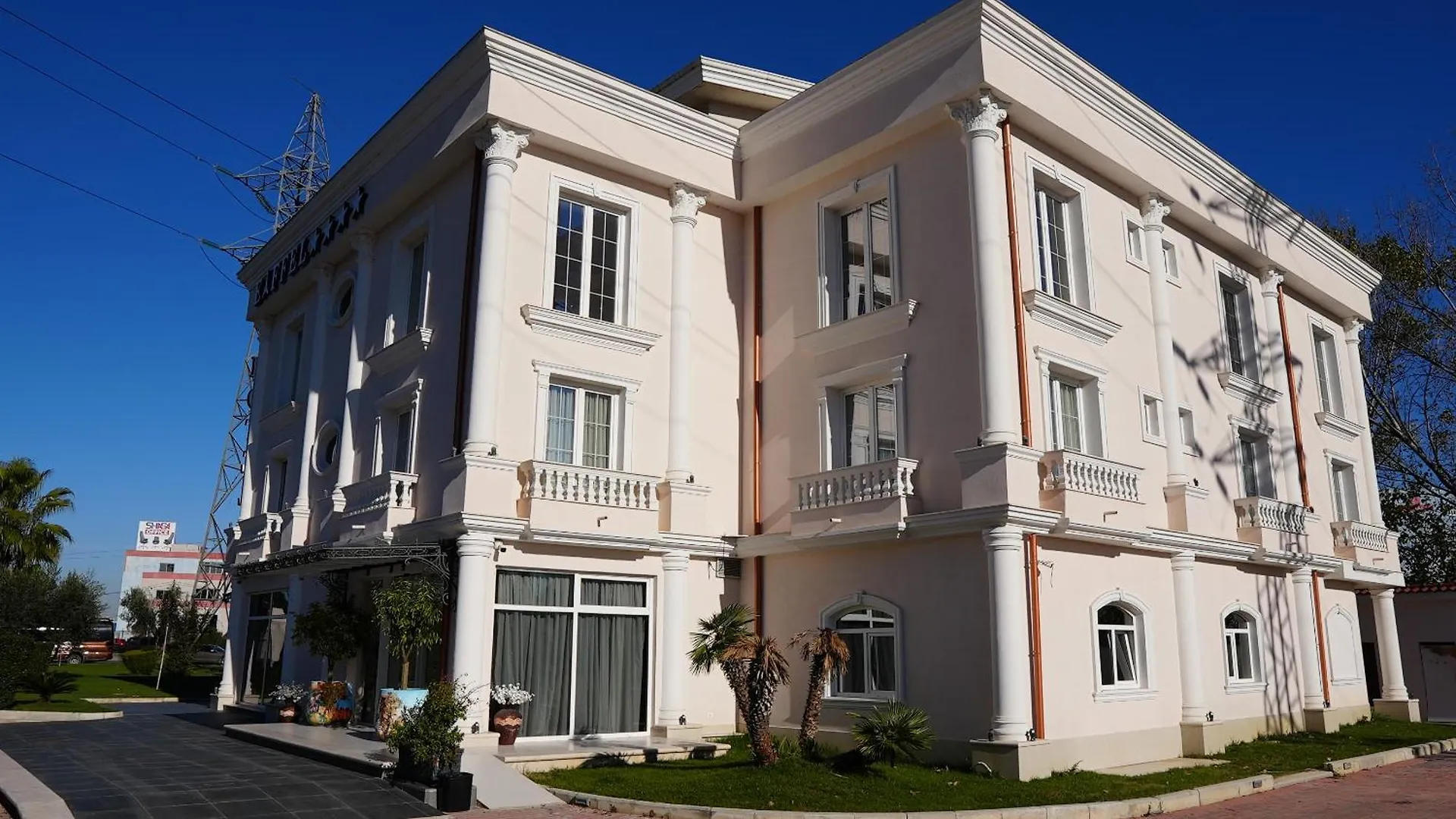 Hotel Eiffel Yrsheku