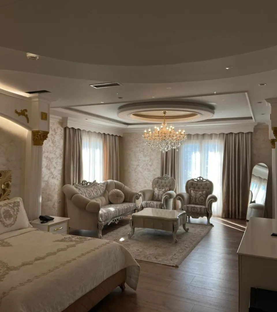 Hotel Eiffel Yrsheku 4*,  Albania