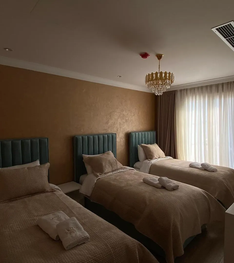 ****  Hotel Eiffel Yrsheku Albania
